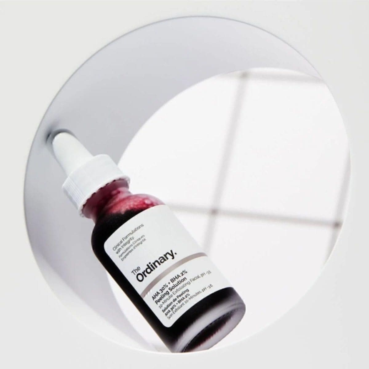 AHA 30% + BHA 2% Resurfacing + Exfoliating Peeling Solution thumbnail 2