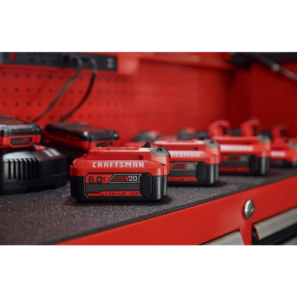 CRAFTSMAN V20 Craftsman Battery, 6.0-Ah (CMCB206 ) thumbnail 8