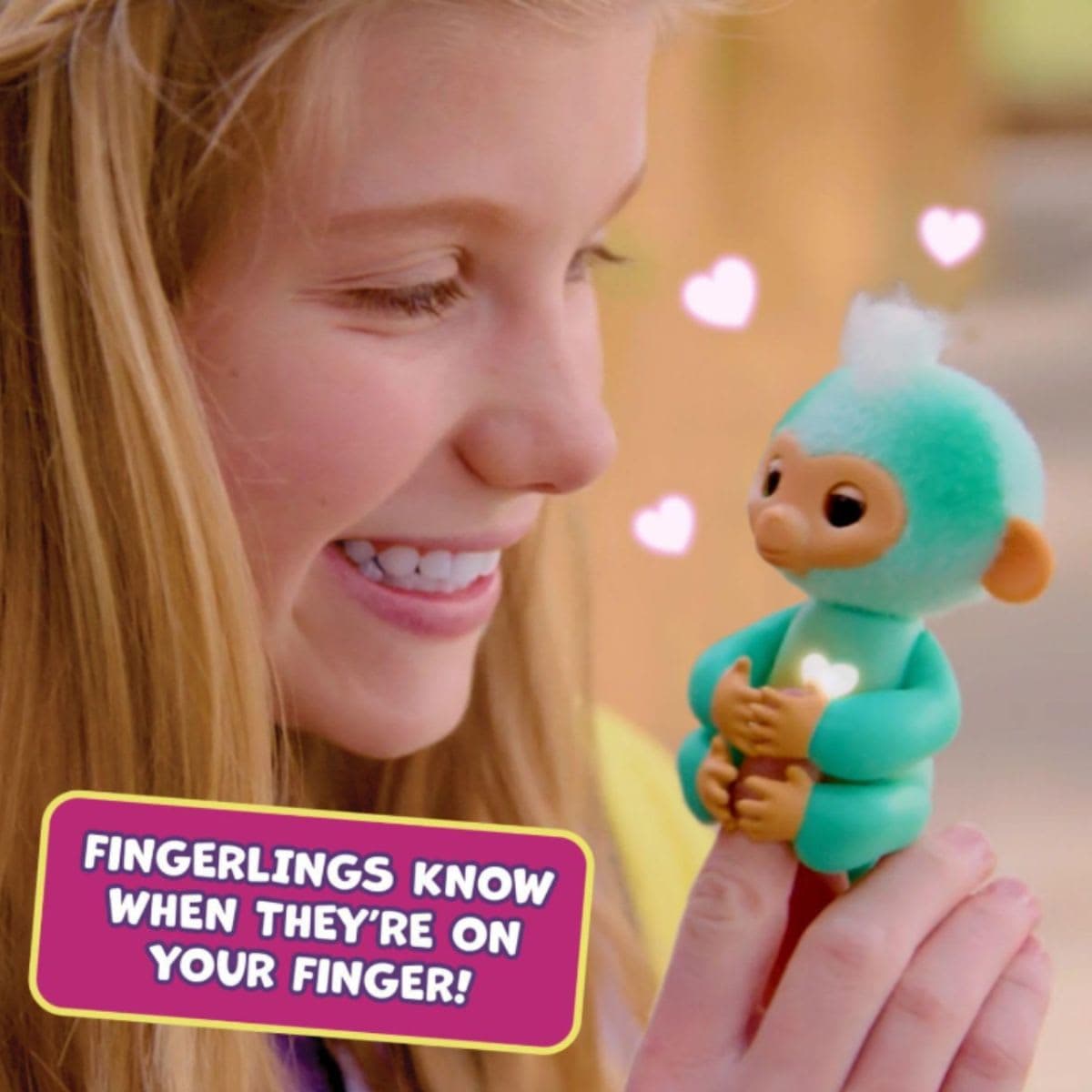 Fingerlings Interactive Monkey with 70+ Sounds thumbnail 2