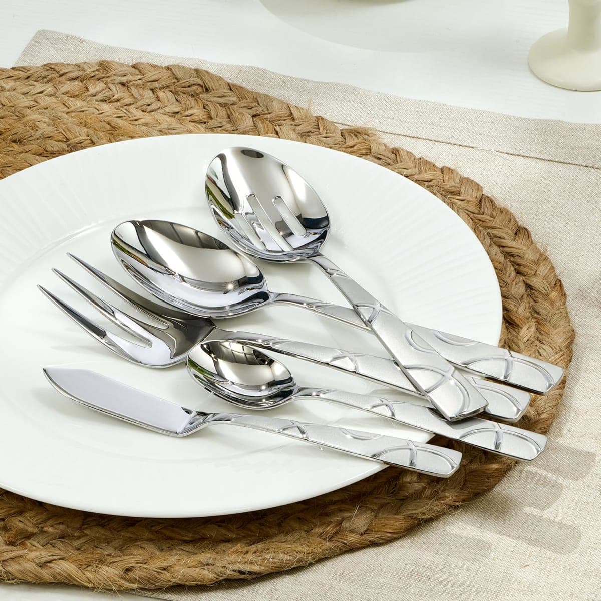 HIKAA Silverware Set, 65-piece Silverware Set with Serving Utensils Set, for Kitchen, Home, Wedding, Party, Mirror Polished and Dishwasher Safe thumbnail 4