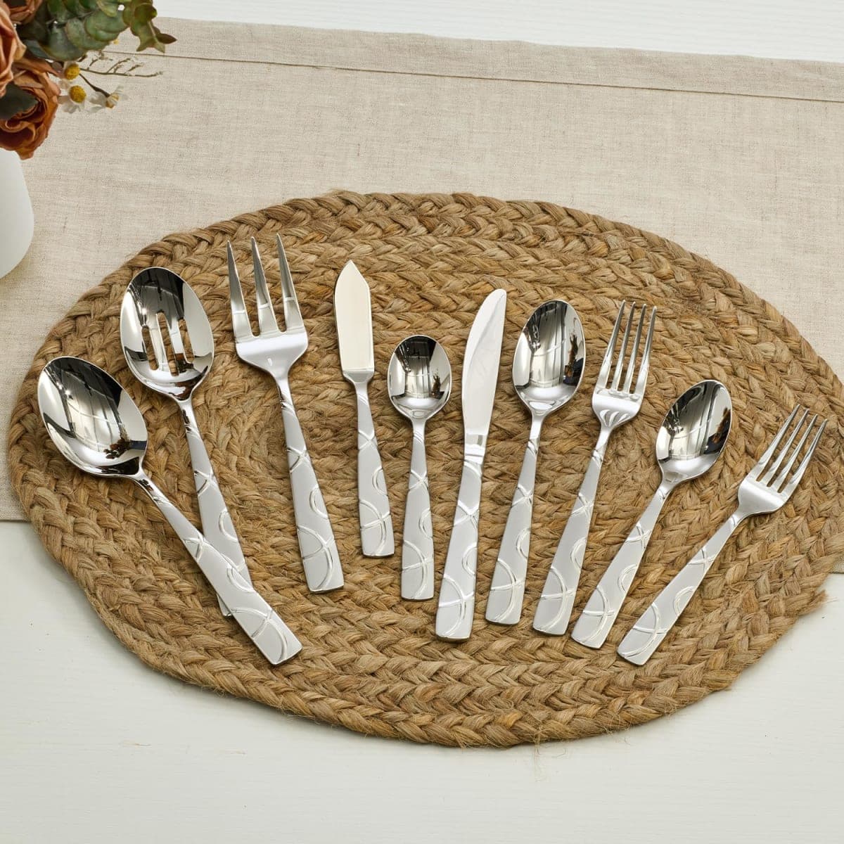 HIKAA Silverware Set, 65-piece Silverware Set with Serving Utensils Set, for Kitchen, Home, Wedding, Party, Mirror Polished and Dishwasher Safe thumbnail 5