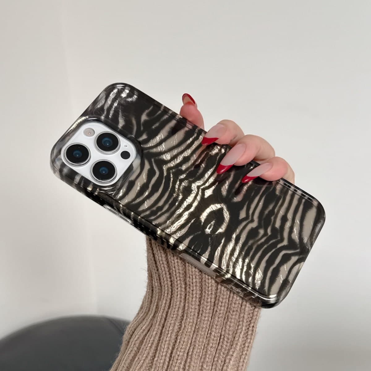 ZUDIISO for iPhone 17 Pro Max Glitter Leopard Print Phone Case, Sparkly Cheetah Animal Pattern Clear Soft TPU Shockproof Protective Cover for Women Girls (Zebra Stripe, for iPhone 16 Pro Max) thumbnail 3