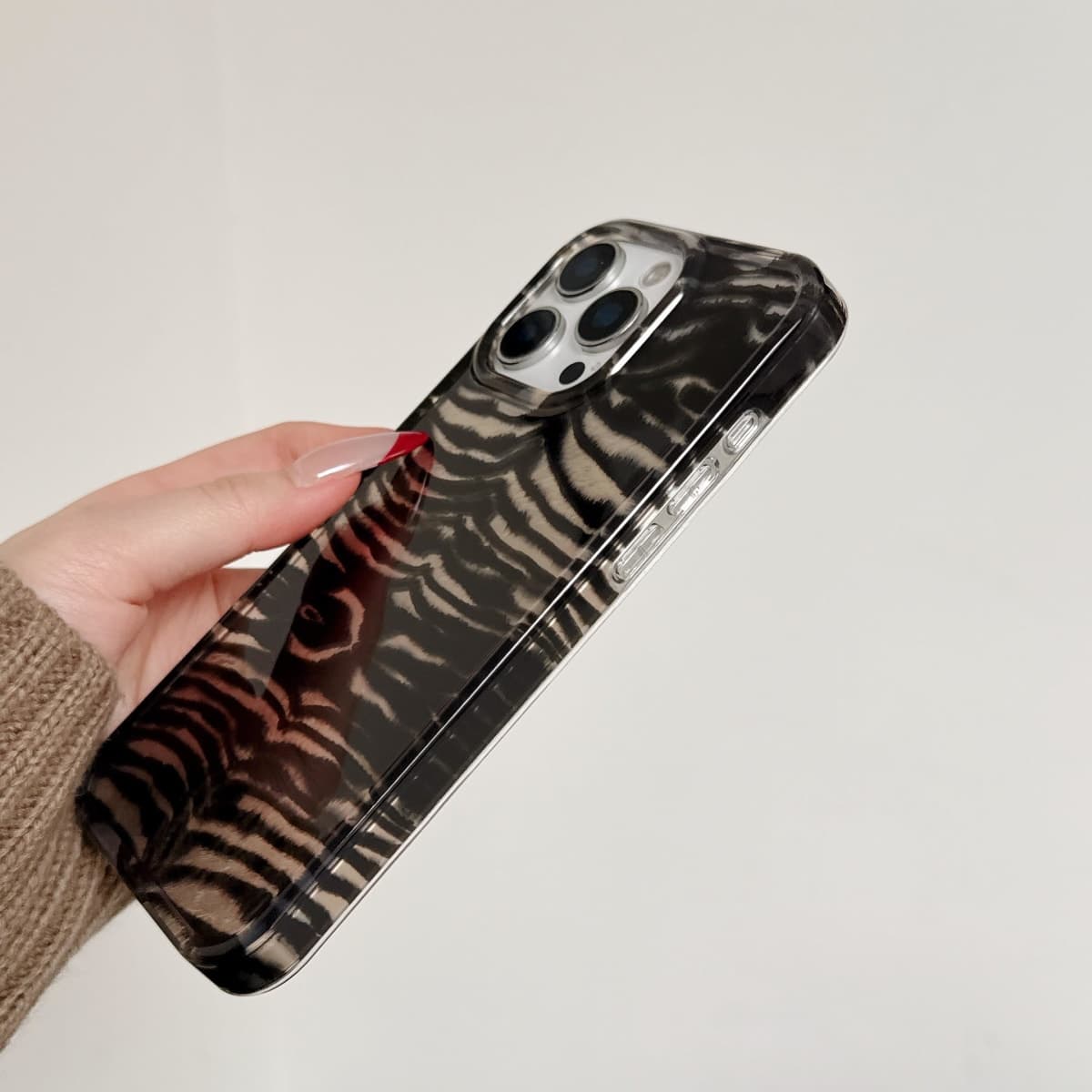 ZUDIISO for iPhone 17 Pro Max Glitter Leopard Print Phone Case, Sparkly Cheetah Animal Pattern Clear Soft TPU Shockproof Protective Cover for Women Girls (Zebra Stripe, for iPhone 16 Pro Max) thumbnail 4