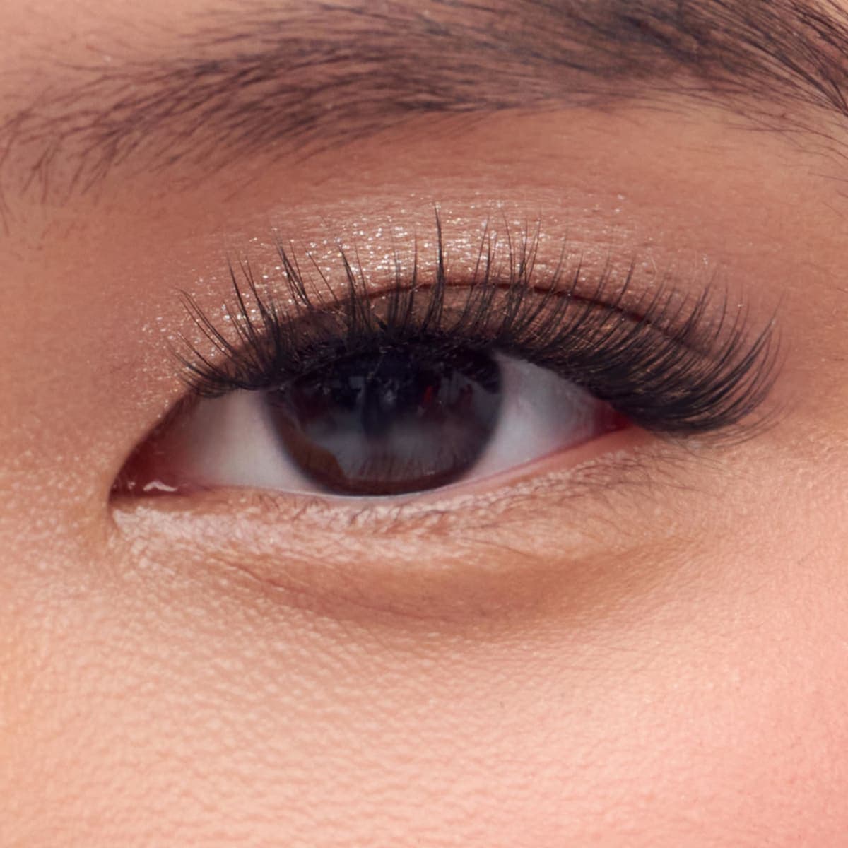 KISS imPRESS Press-On Falsies Eyelash Clusters - Natural - 20 Clusters thumbnail 2
