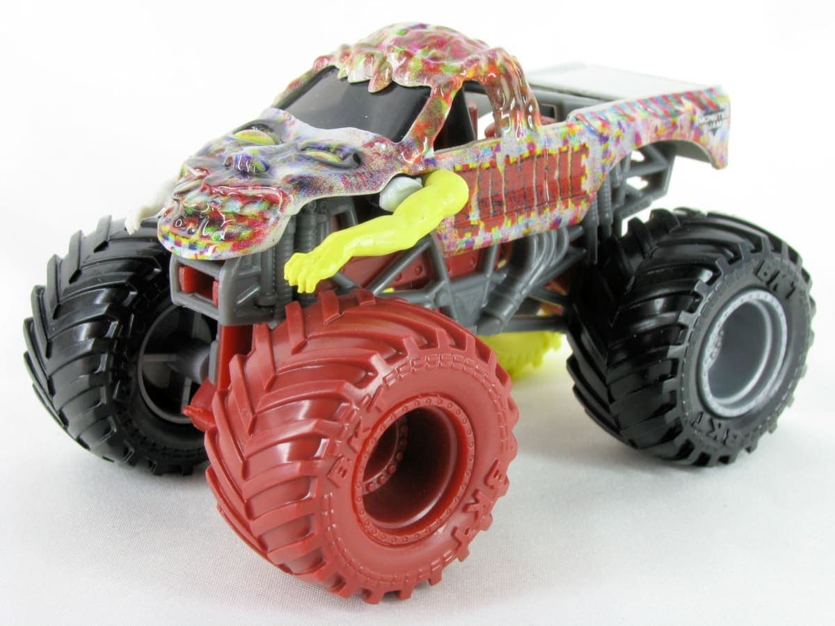 Monster Jam Monster Trucks 1:64 Scale Zombie, Captain Curse, Bakugan Dragonoid (Zombie) thumbnail 3