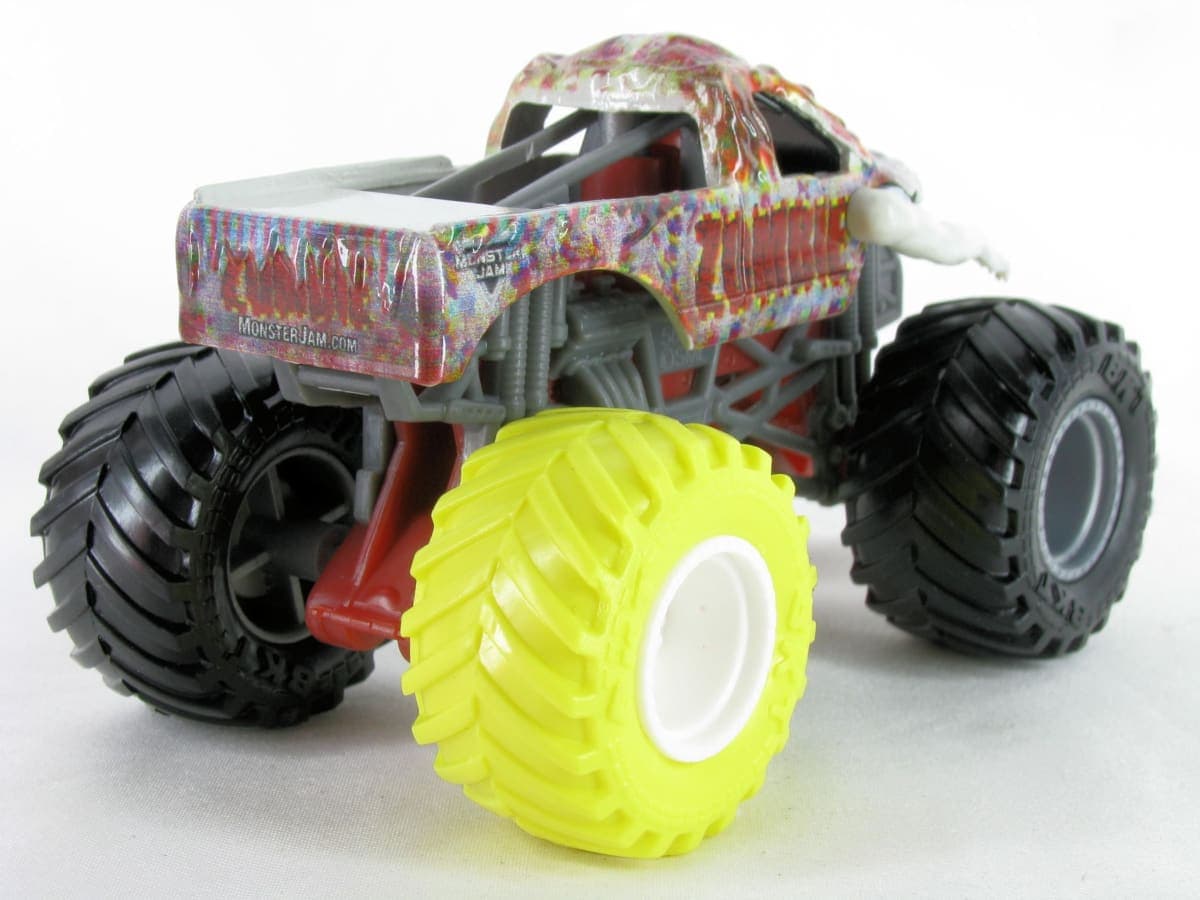 Monster Jam Monster Trucks 1:64 Scale Zombie, Captain Curse, Bakugan Dragonoid (Zombie) thumbnail 5