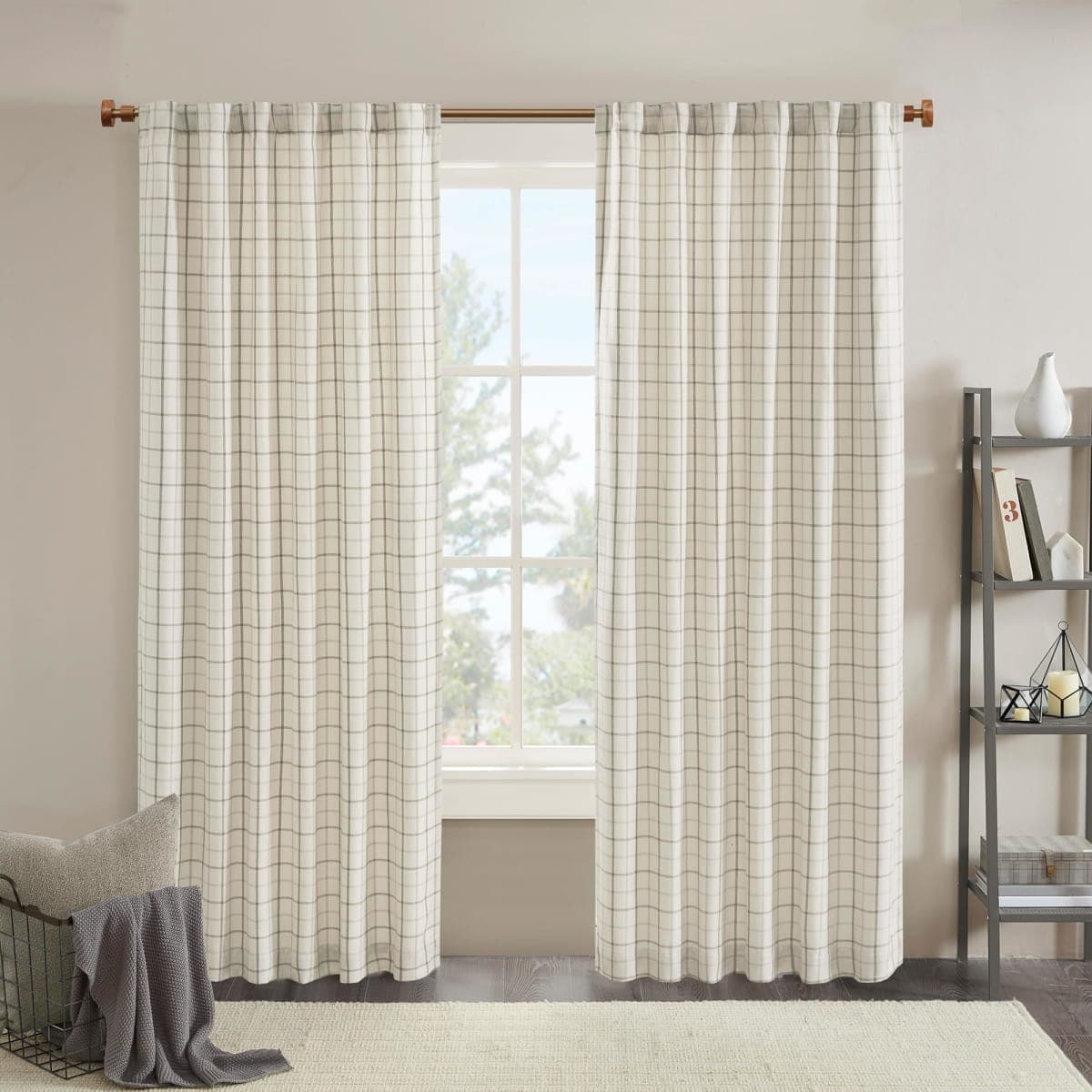 Madison Park Anaheim Cabin Plaid Curtain Window, Thermal Insulated Fleece Lining, Living Room Decor Room Darkening Drape for Bedroom, 1-Single Panel Pack, 50" x 84", Rod Pocket, Natural — image 1