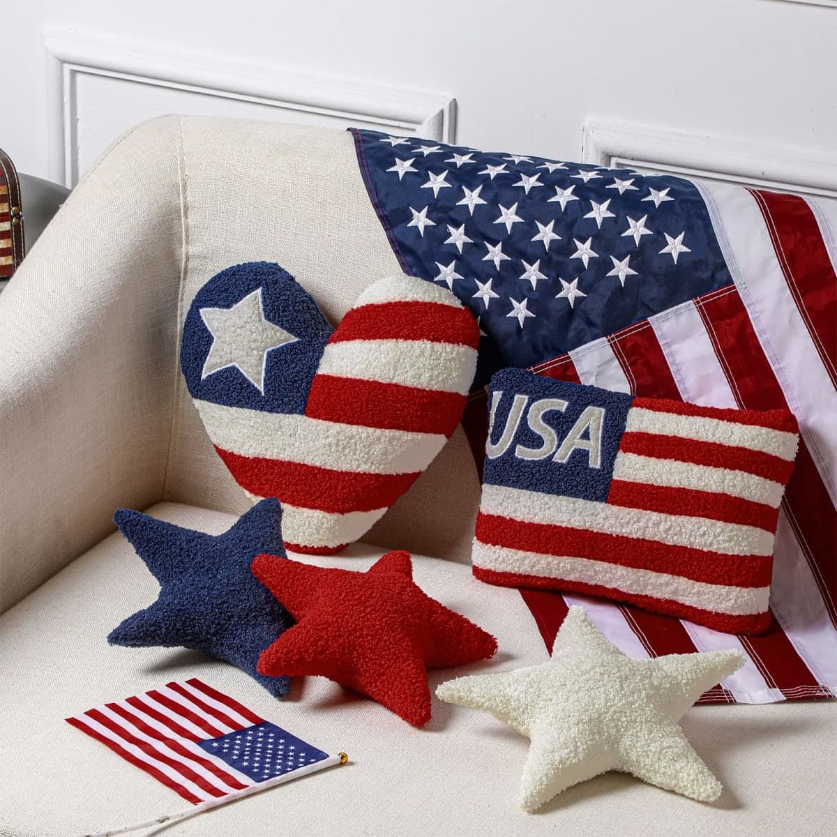Beeveer 5 Pcs Patriotic Pillows 4th of July Independence Day Wool Pillow Memorial Day Patriotic Pillow Americana Farmhouse Flag Stripe USA Stars Shaped Plush Cushion for Sofa Couch Bedroom Livingroom thumbnail 2