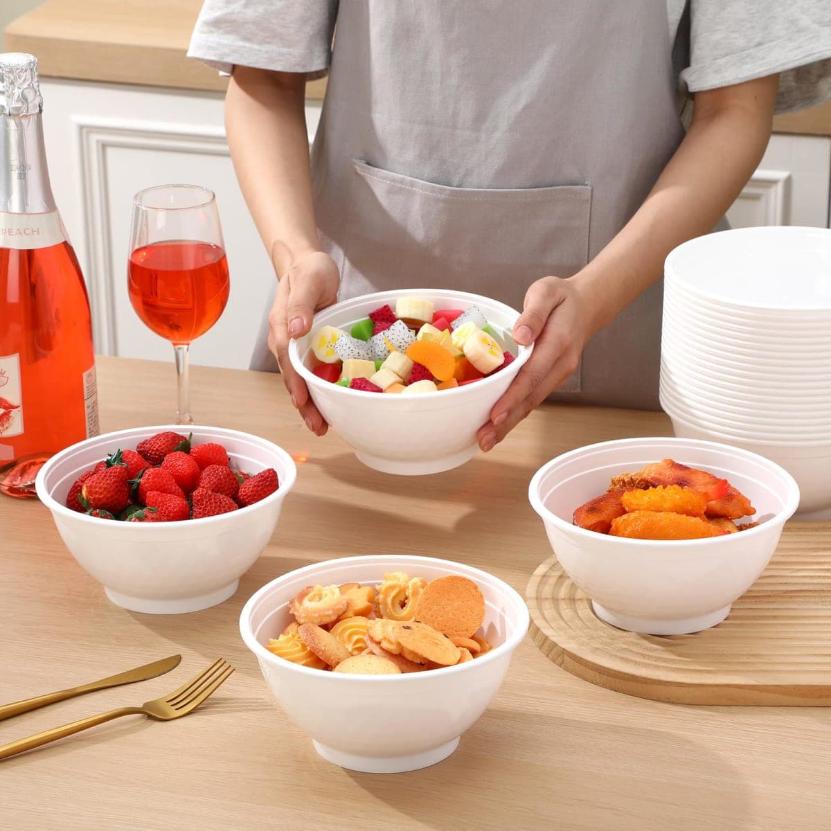 Afarnook 100 Pack 25 oz White Disposable Plastic Bowls Soccer Texture Plastic Salad Bowls Large Stackable Serving Soup Microwave Safe Dinnerware for Birthdays, Weddings, Parties, Festivals(soccer 1) thumbnail 3