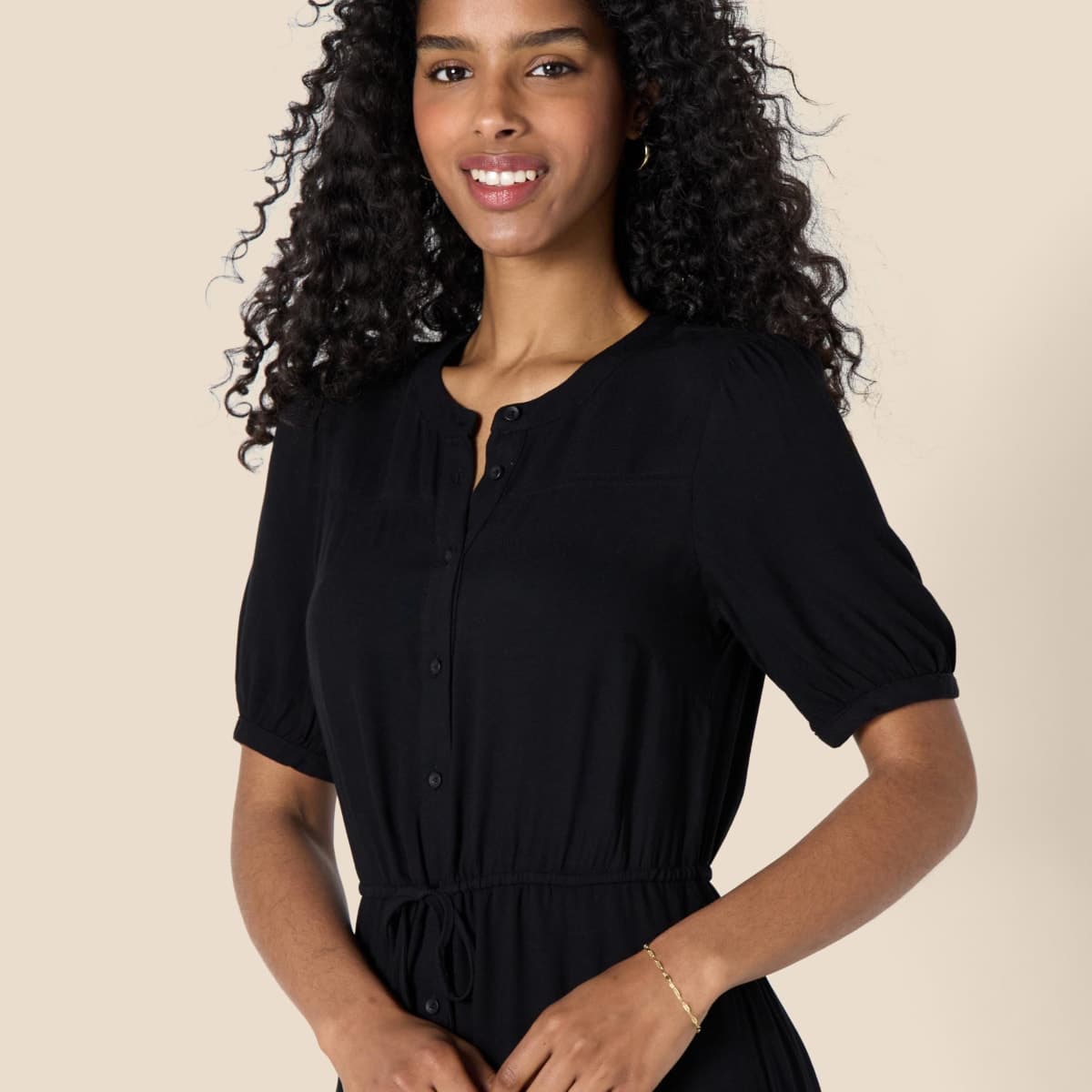 Amazon Essentials Women's Relaxed Fit Half-Sleeve Waisted Midi A-Line Dress, Black, Medium thumbnail 3