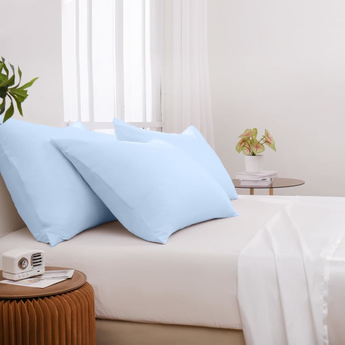 Pillowcases Standard 4 Pack, 20x26 Pillow Cases with Envelope Closure, Soft Plain Brushed Microfiber Covers Breathable Wrinkle-Resistant, Light Blue thumbnail 2