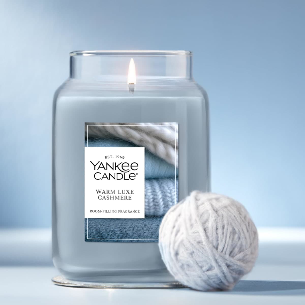 Yankee Candle Large Jar Scented Candle with up to 150 Hour Burn Time, Premium Plant Wax Blend for Cleaner Consistent Burn and Room Filling Fragrance, 22 oz, Warm Luxe Cashmere thumbnail 4