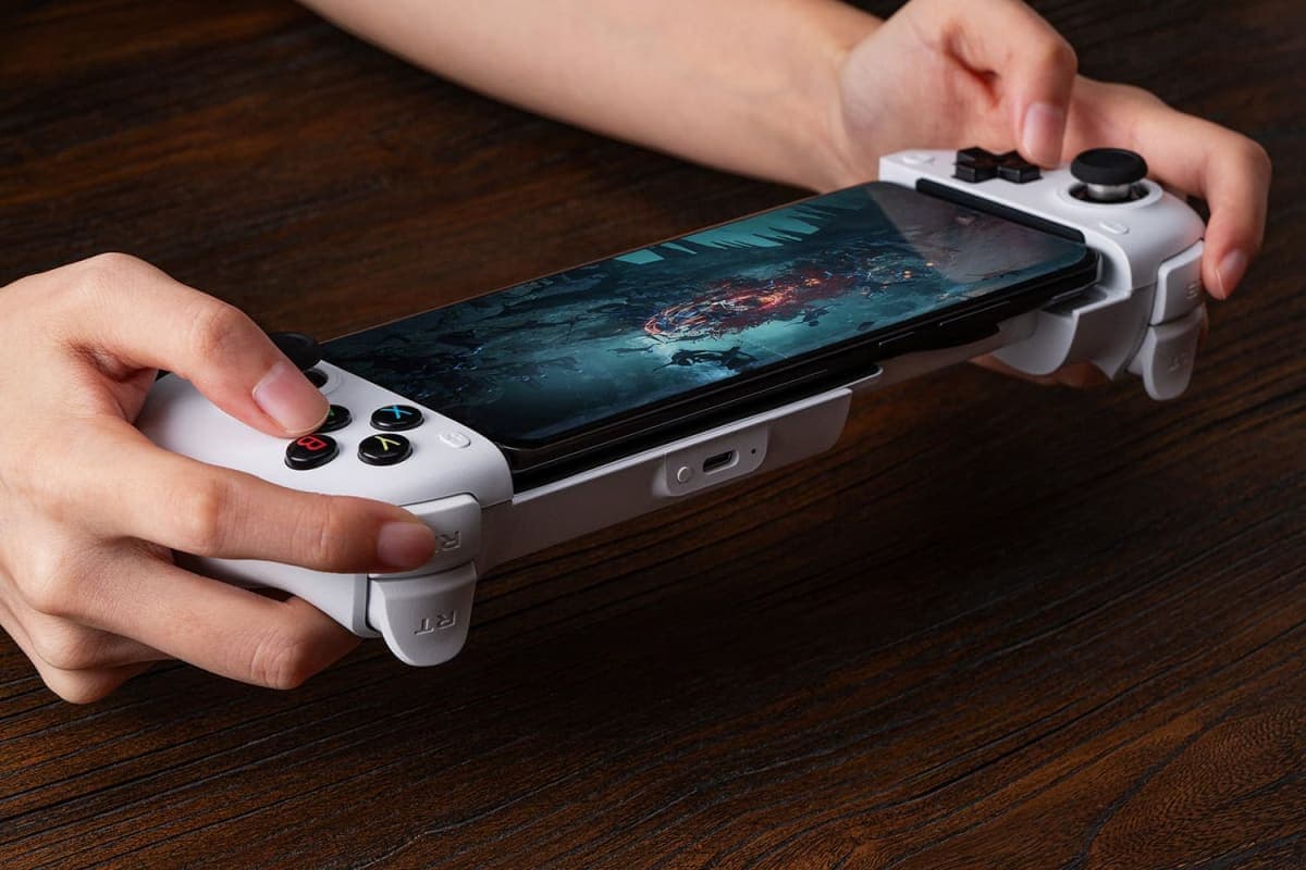 8Bitdo Ultimate Mobile Gaming Controller for Android devices, Bluetooth Mobile Game Controller with Hall Effect Joysticks and Hall Triggers (Black) thumbnail 4