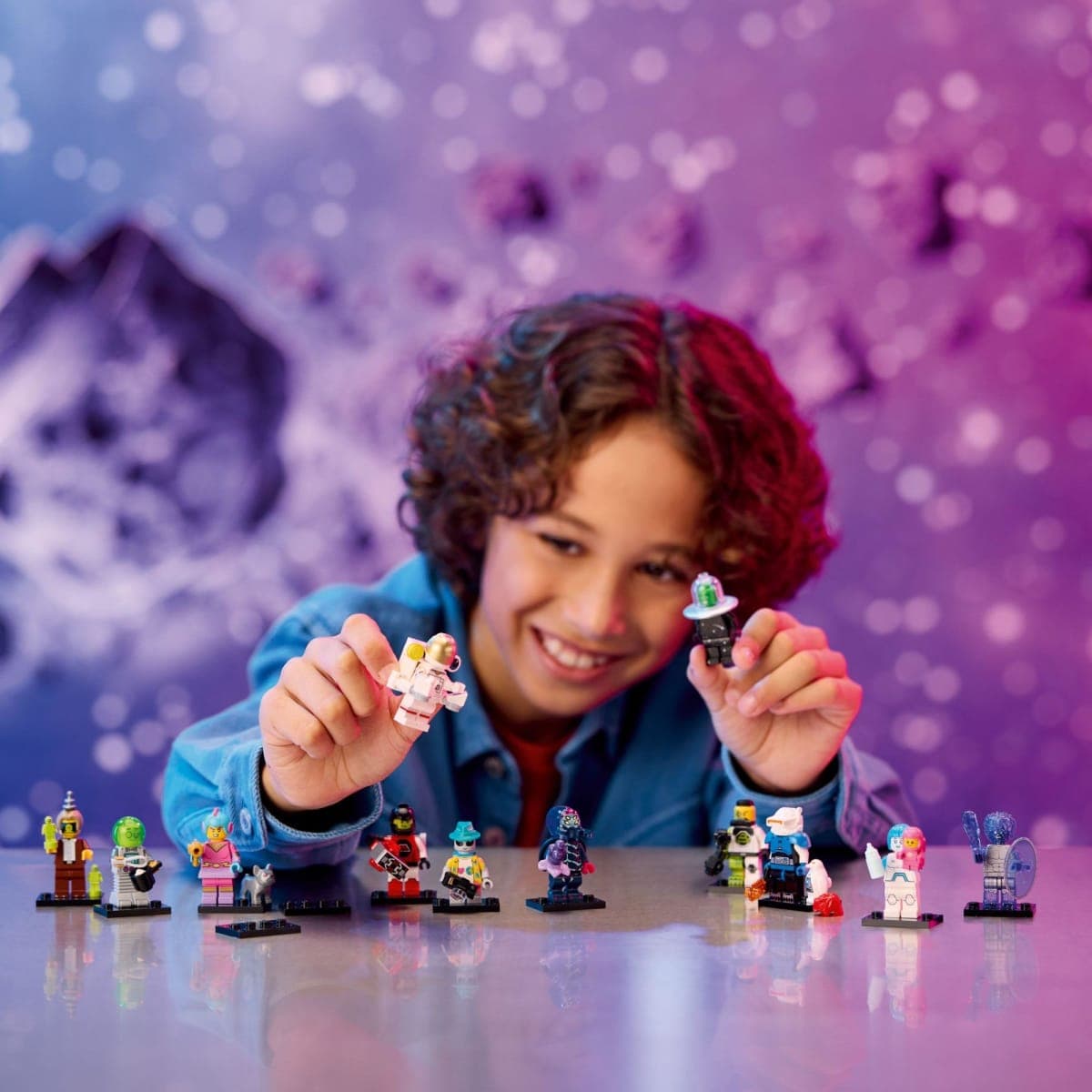 Lego Minifigures - Series 26 - Space - 12 to Collect - Limited Edition Collectible Building Kit - New 2024 thumbnail 2