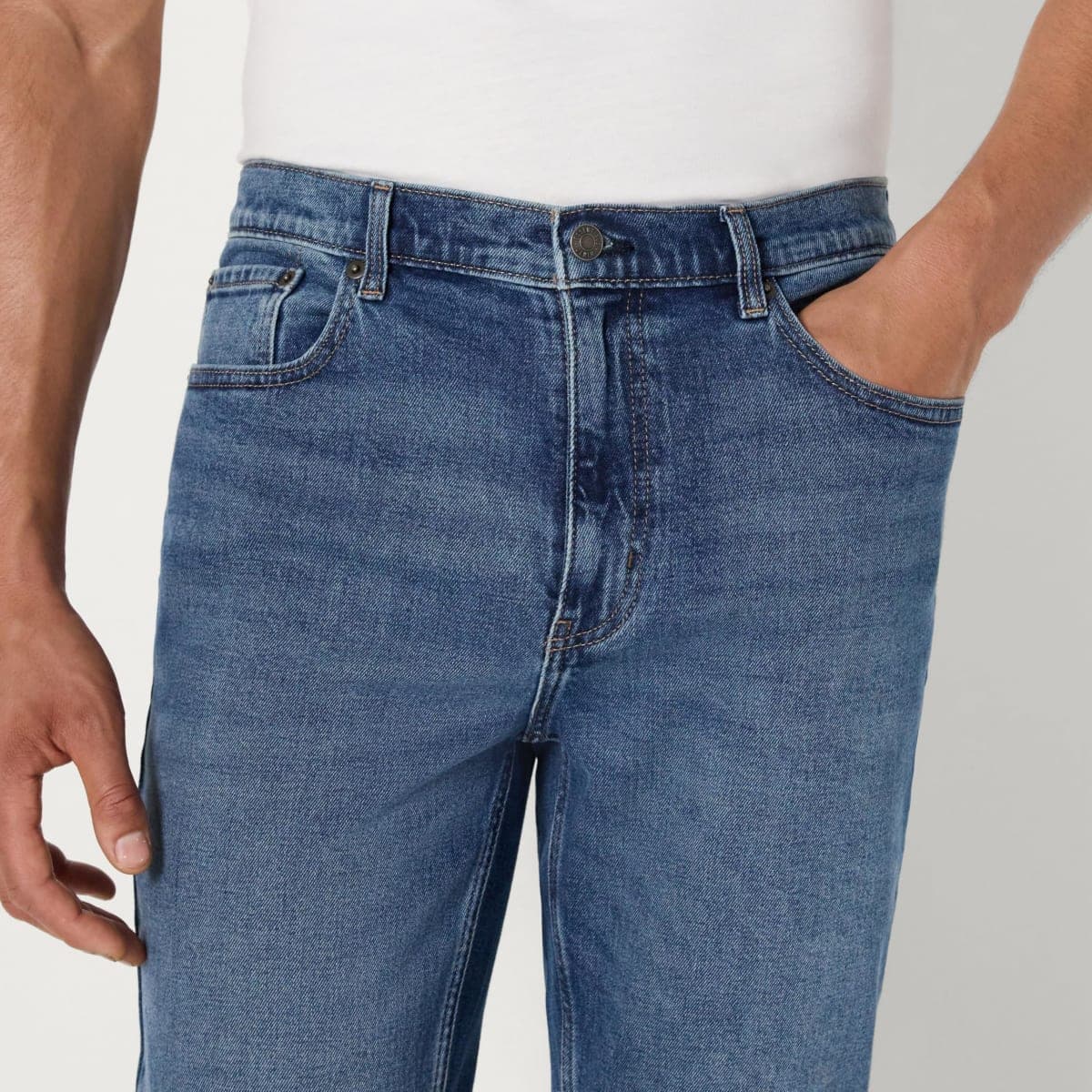 Amazon Essentials Men's Low Stretch Slim Straight Jean, Stone Medium Wash, 32W x 28L thumbnail 5