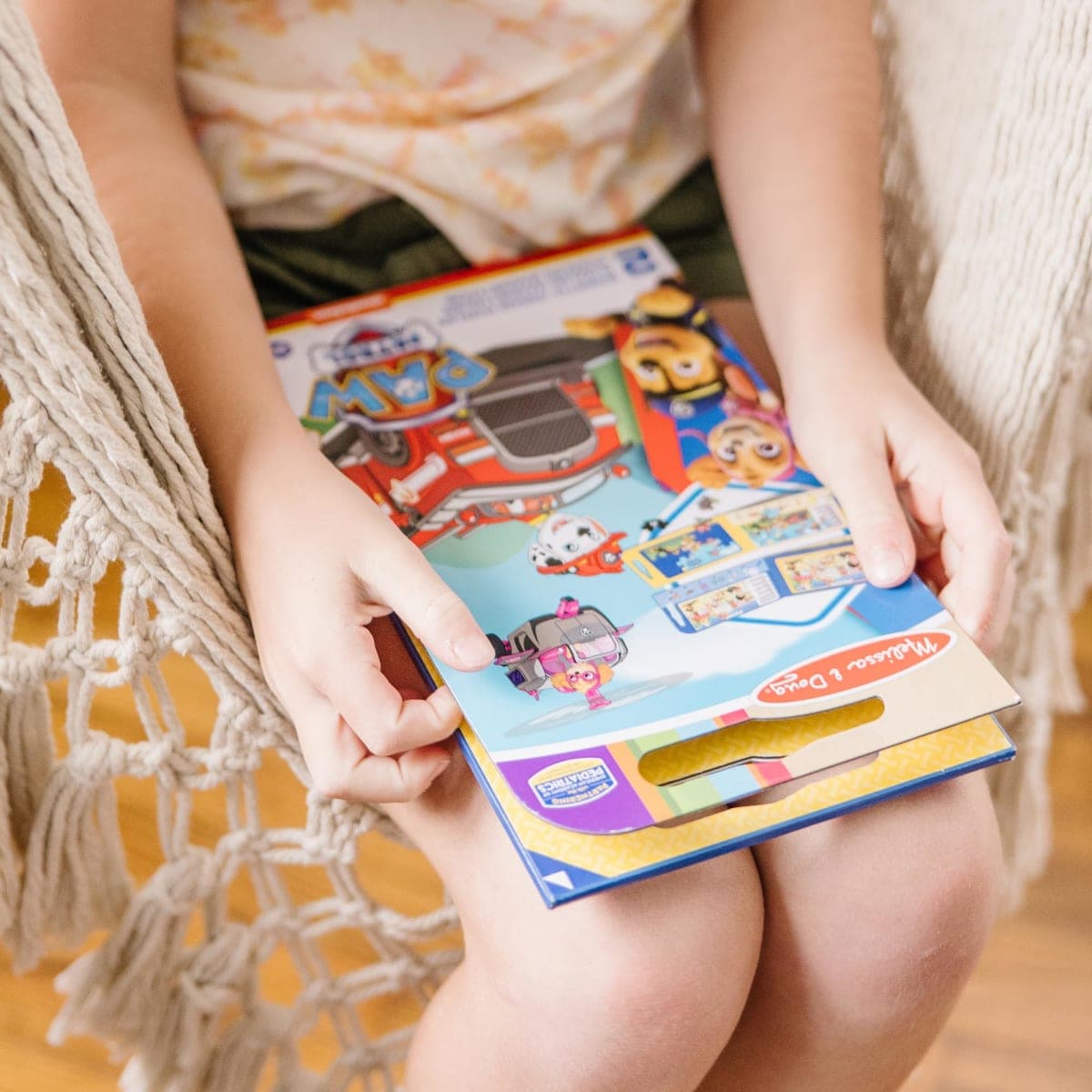 Melissa & Doug PAW Patrol Take-Along Magnetic Jigsaw Puzzles (2 15-Piece Puzzles) - FSC CertifiedPAW Patrol-Themed Magnetic Travel Puzzles for Toddlers and Kids Ages 3+ thumbnail 5