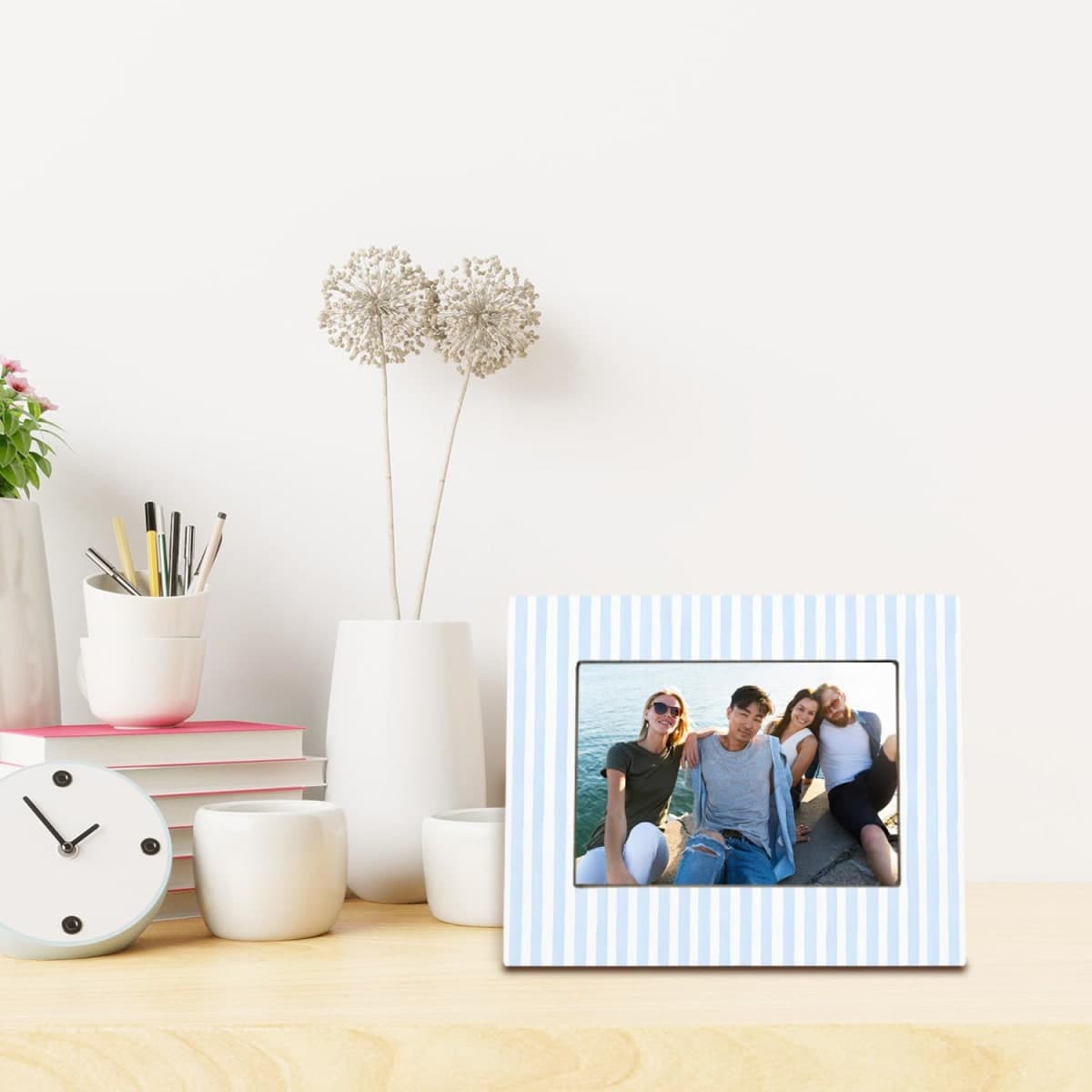 Yhtrg Picture Frames for woman man，700 thumbnail 5