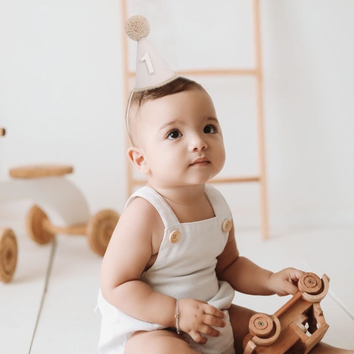 PATRDIO Boho First Birthday Celebration Hat - Natural 1st Birthday Boho Decorations,Celebration Cake Smash Photo Prop (beige) thumbnail 3