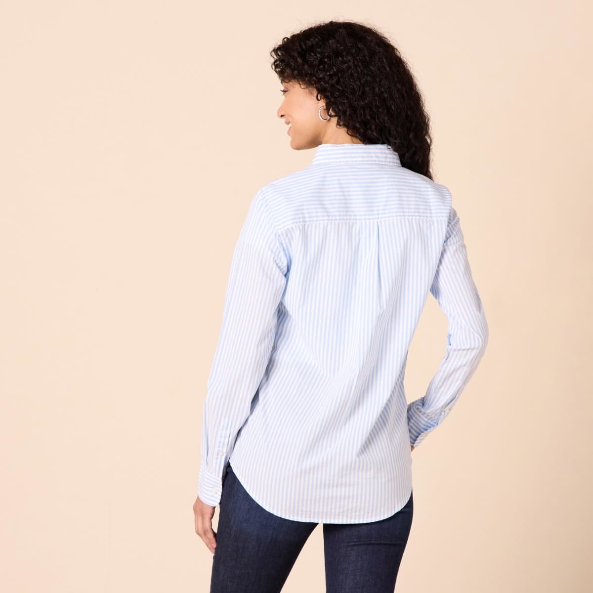 Amazon Essentials Women's Classic-Fit Long Sleeve Button Down Poplin Shirt, French Blue Stripe, M thumbnail 2
