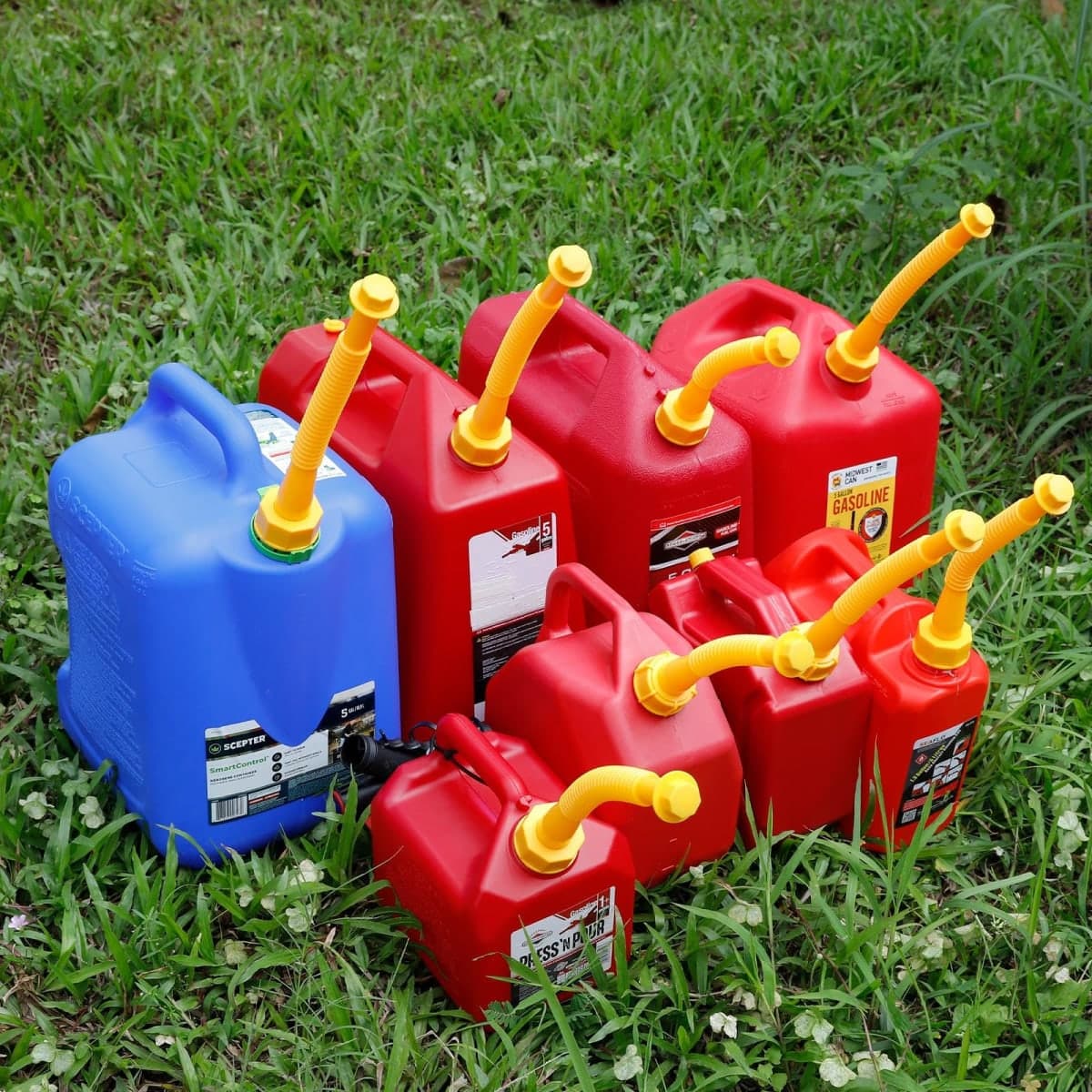Gas Can Nozzle, Can Spout Replacement, Replacement Gas Can Spout. All gaskets are installed and ready to use upon receipt. For 1/2/5/10 gallon gas can. Easy and convenient to use (2 Kit-Yellow） thumbnail 2