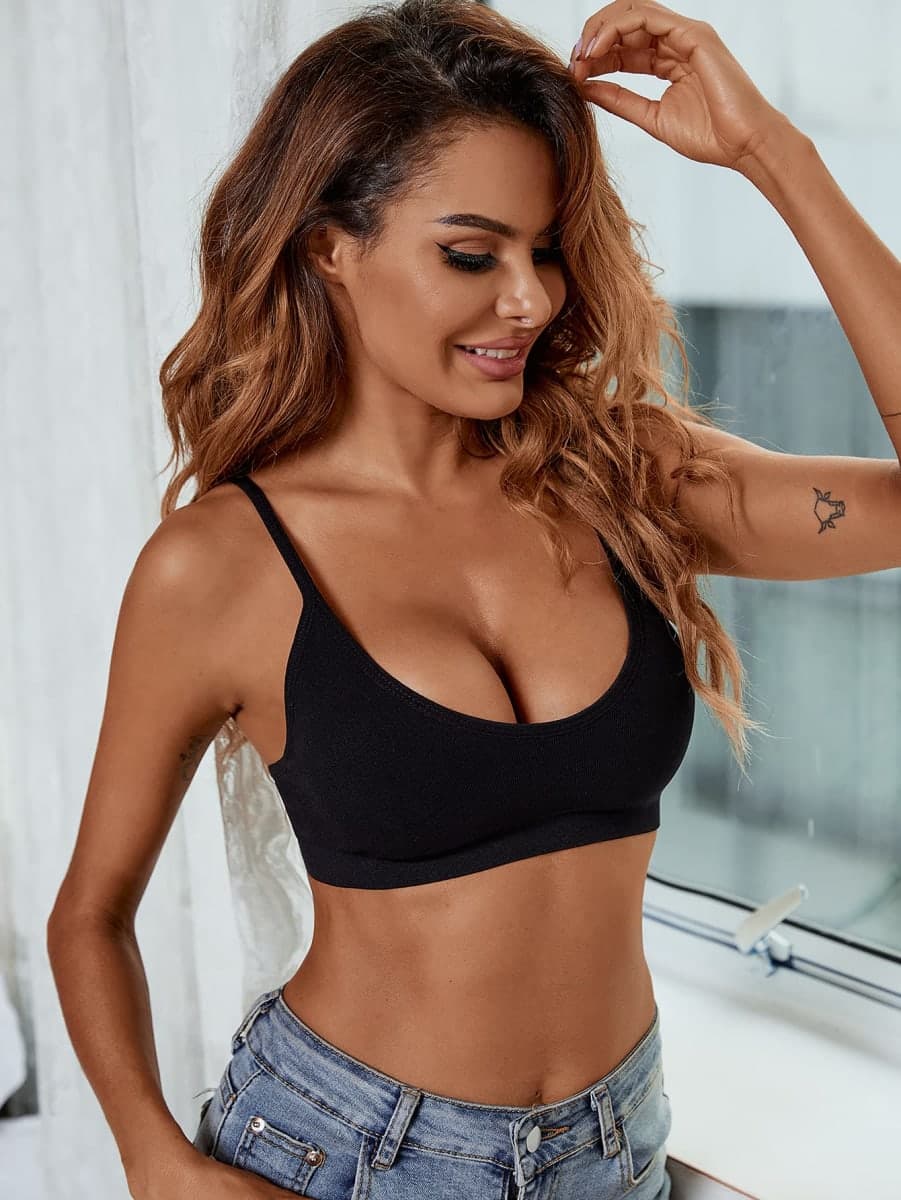 Verdusa Women's Scoop Neck Spaghetti Strap Seamless Bra Top Crop Bralette, Black and Nude, Medium thumbnail 5