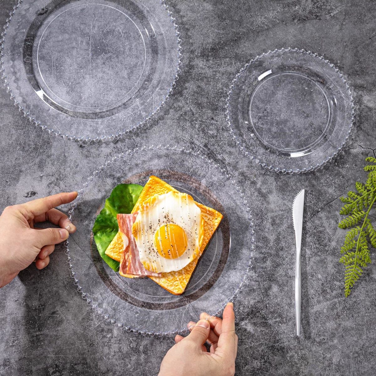 U-QE 60PCS Clear Pearl Plastic Plates thumbnail 3