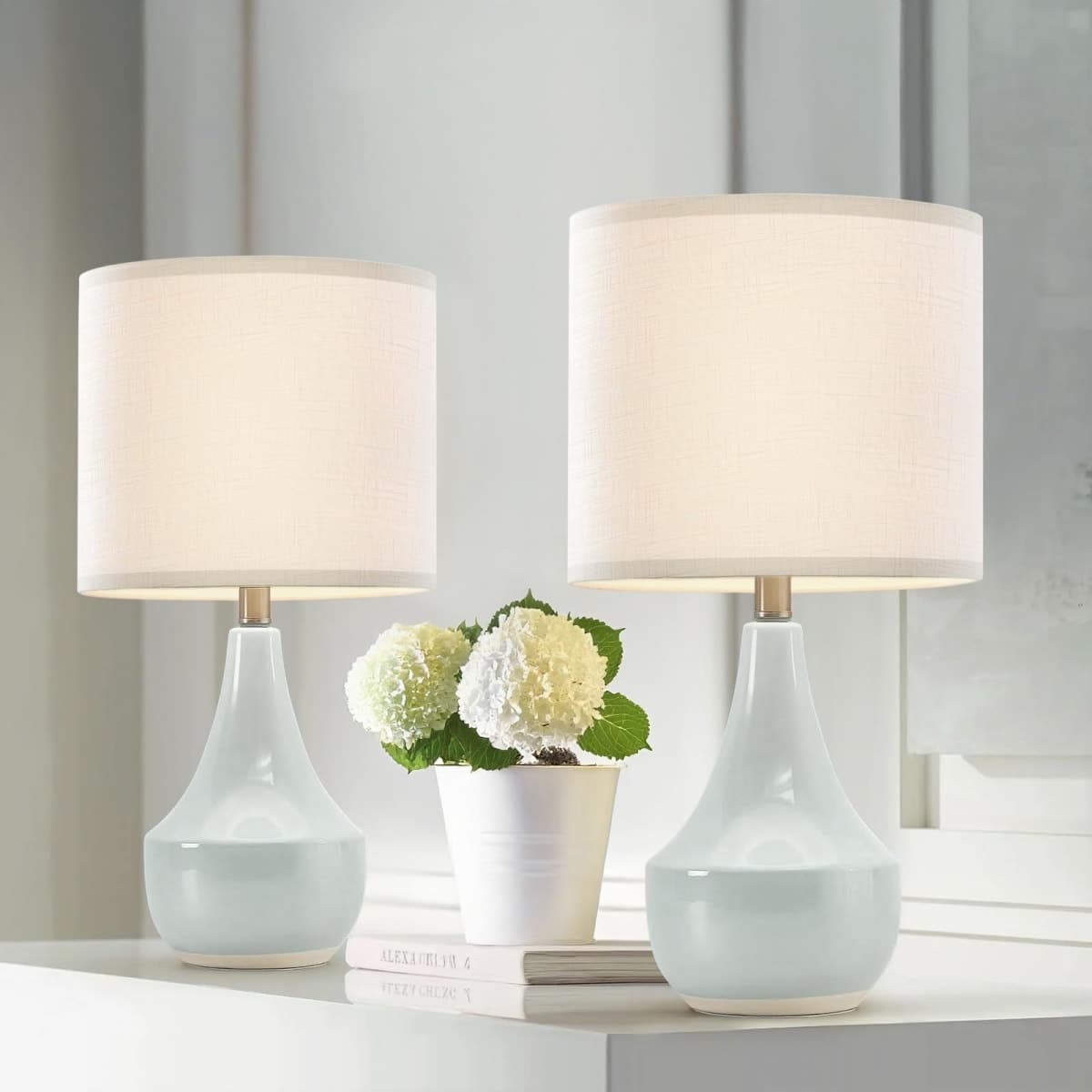 White Linen Small Drum Lampshade, 8.66" Top x 8.66" Bottom x 7.87" High Lamp Shade, Lamp Shade Replacement for Table and Floor Lamps, Pendant Light，Handcrafted Lampshade，Easy Assembly thumbnail 4