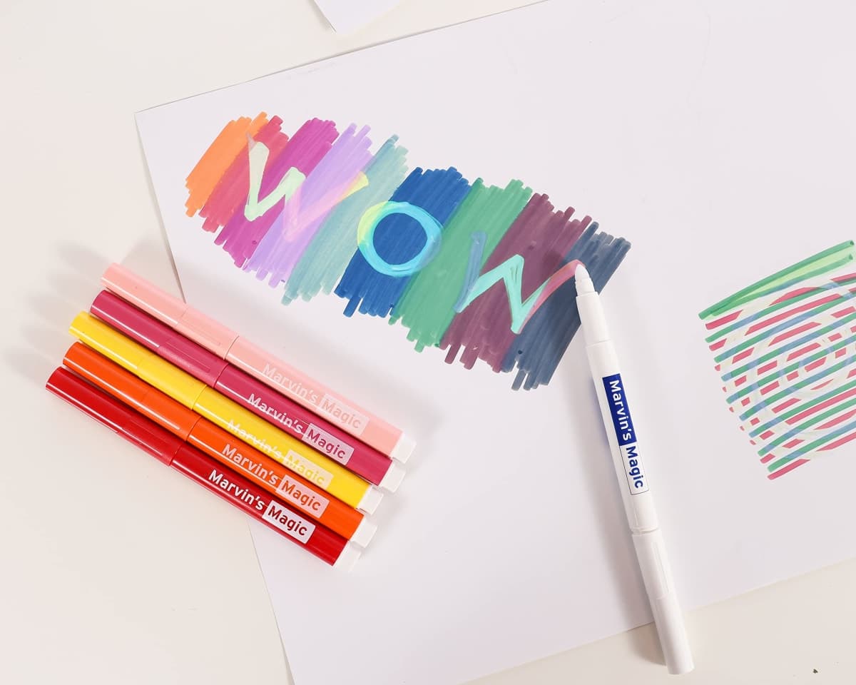 Marvin's Magic - NEW x 30 Amazing Magic Pens - Color Changing Magic Pen Art - Create 3D Lettering or Write Secret Messages - Includes 30 Magic Pens thumbnail 2