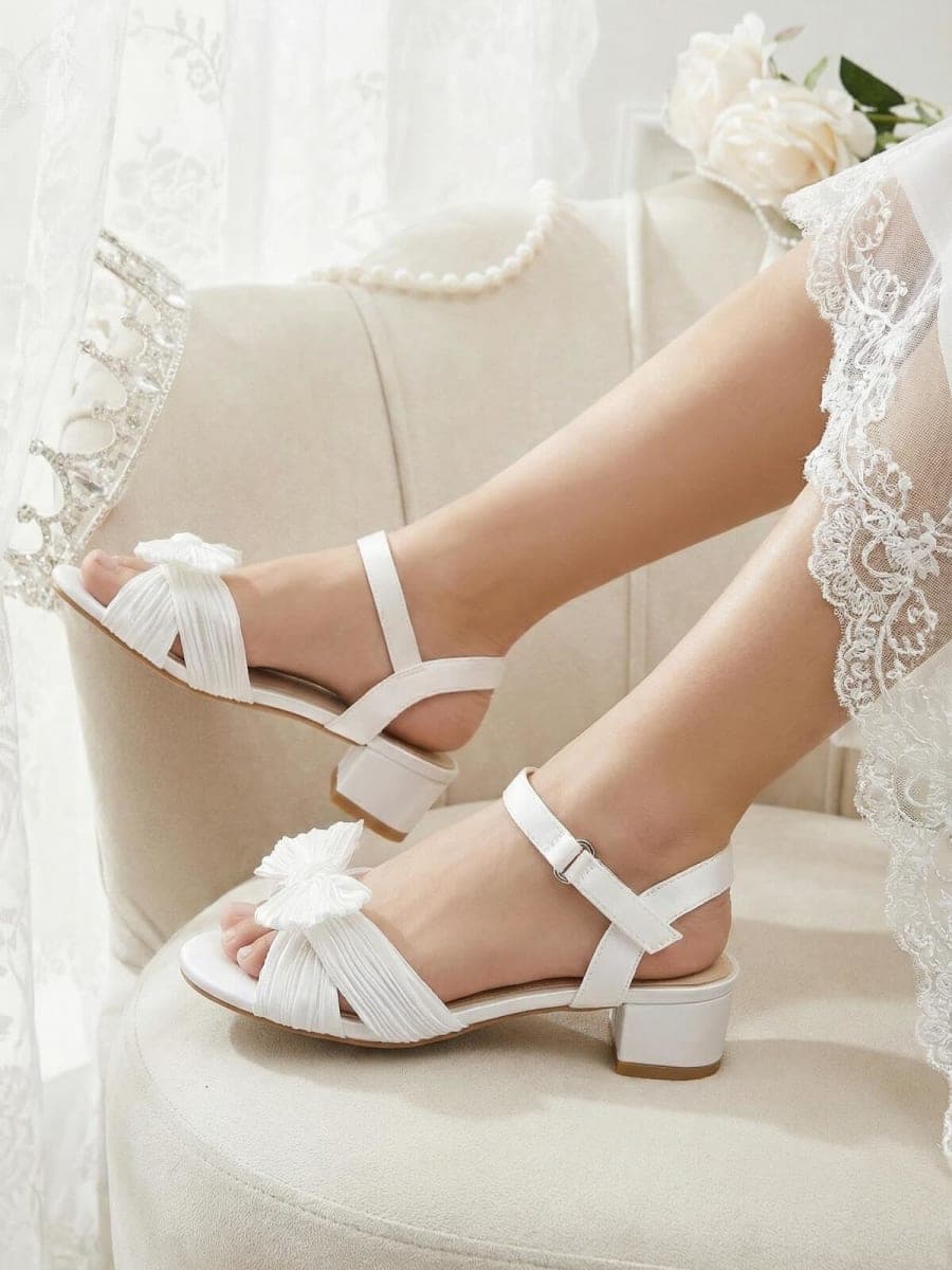Coutgo Girls Sandals Bow Open Toe Chunky Low Heel Dress Shoes Flower Girl Wedding Party Shoes, White, 3 Big Kid thumbnail 3