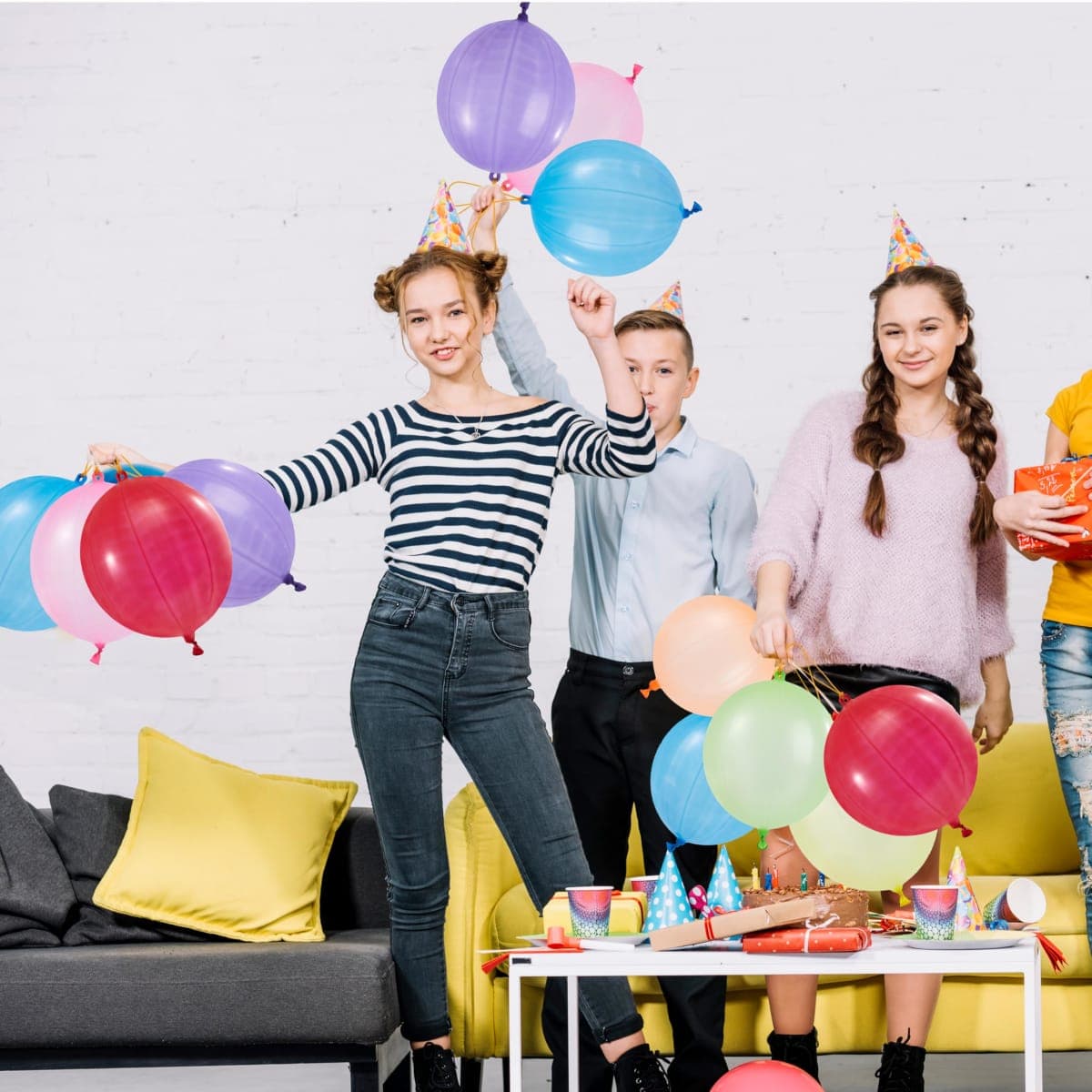 JOYIN 12 Pcs Punch Balloons, Heavy Duty Party Favors for Kids, Punching Balloons with Rubber Band Handle for Birthday, Goodie Bags Stuffers, Party Supplies,School Classroom Prizes thumbnail 5