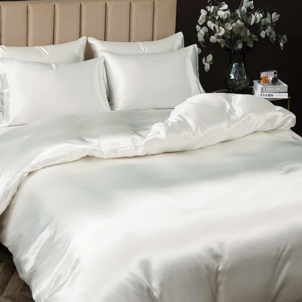 P Pothuiny 5 Pieces Satin Duvet Cover Full/Queen Size Set, Luxury Silky Like Ivory White Duvet Cover Bedding Set with Zipper Closure, 1 Duvet Cover + 4 Pillow Cases (No Comforter) thumbnail 4