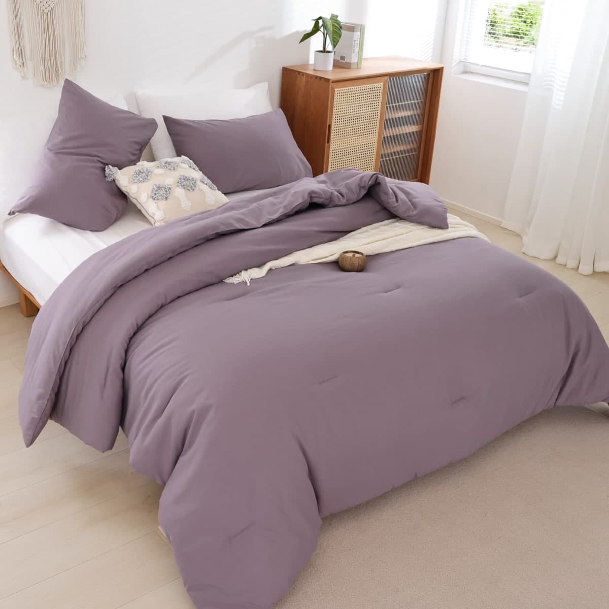 ROSGONIA Dusty Purple Comforter Set Queen, 3pcs Comforter for Queen Size Bed (1 Boho Purple Comforter & 2 Pillowcases),All Season Bedding Comforters & Sets, Lightweight Bedspread Blanket Quilt, Gifts thumbnail 5