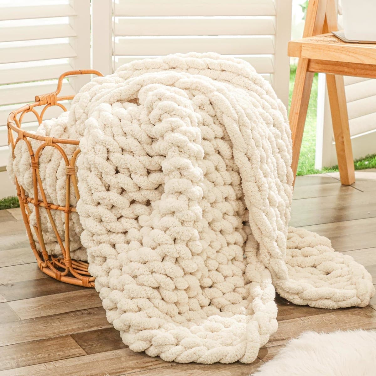 Chunky Knit Blanket Throw 40x60, Soft Chenille Yarn Knitted Throw Blanket, Chunky Chenille Blanket, Handmade Thick Cable Knit Throw, Plush Throw Blanket for Couch Bed Sofa (Beige) — image 1