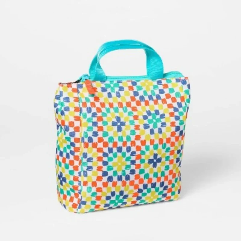 Adorable kids' lunch bag, perfect for school or outings. Shop local in Toronto!