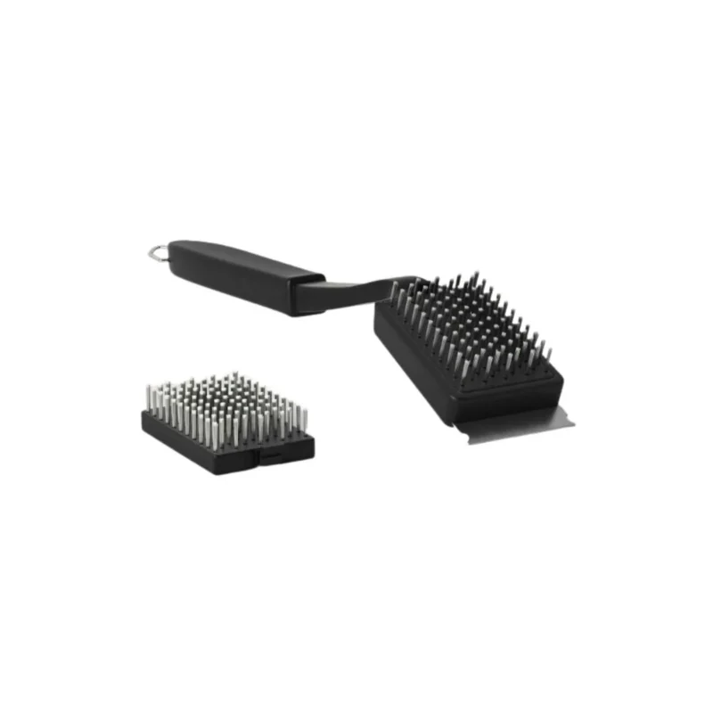 Tough Grill Brush 2-pack: Stainless steel bristles, polypropylene handle, easy cleaning.