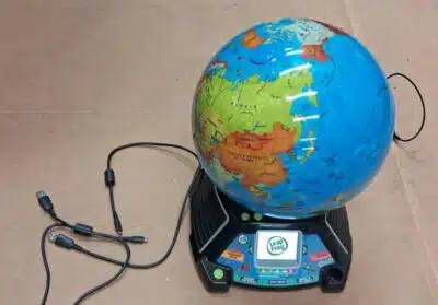 LeapFrog Magic Adventures Globe (Frustration Free Packaging)