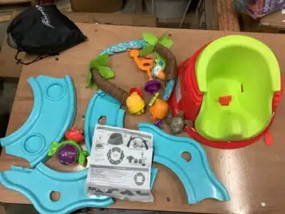 Summer by Bright Starts Deluxe SuperSeat, Wild Safari, Fun Baby Seat for Sitting Up, Playtime, and Meals, Ages 4 Months to 4 Years