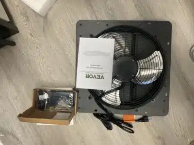 VEVOR Shutter Exhaust Fan, 14'' with Temperature Humidity Controller, EC-Motor, 1513 CFM, 10-Speed Adjustable Wall Mount Attic Fan, Ventilation and Cooling for Greenhouses, Garages, Sheds, ETL Listed