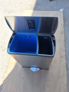 Simplehuman Steel Rectangular fixture professional product photography