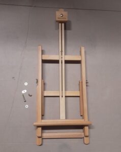 MEEDEN tabletop easel in wooden finish portable studio art stand