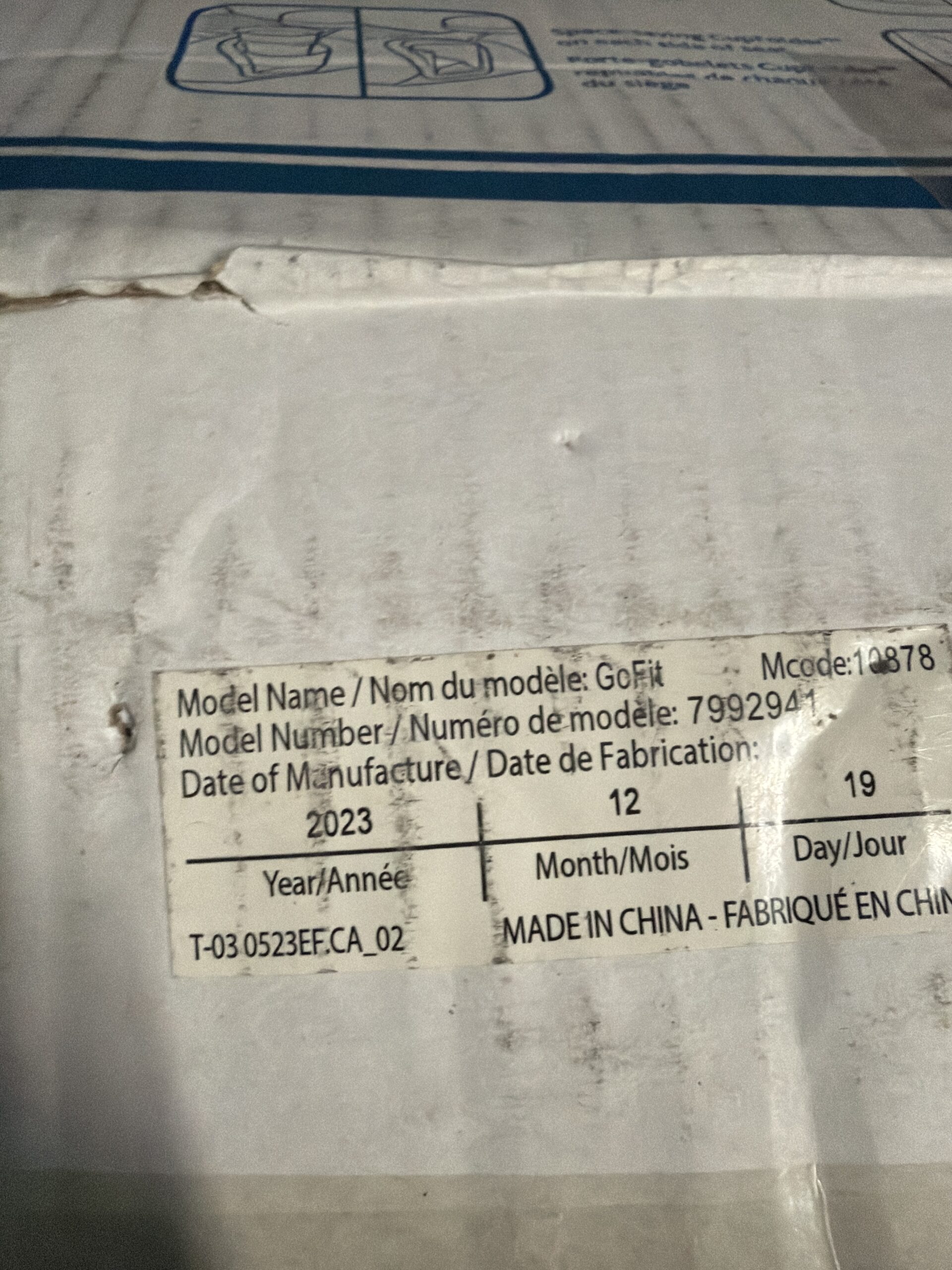 Chicco backless booster car seat in Knight Black for kids 40-110 lbs