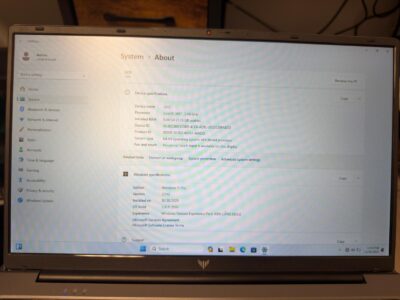 ACEMAGIC laptop computer with 15.6-inch IPS screen in sleek design