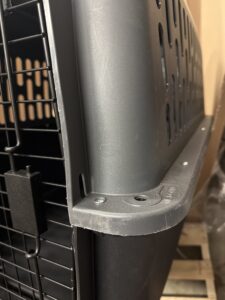 Petmate pet porter carrier in light gray for 70-90 LBS pets