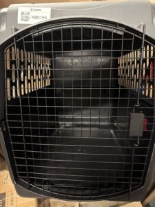 Petmate pet porter carrier in light gray for 70-90 LBS pets