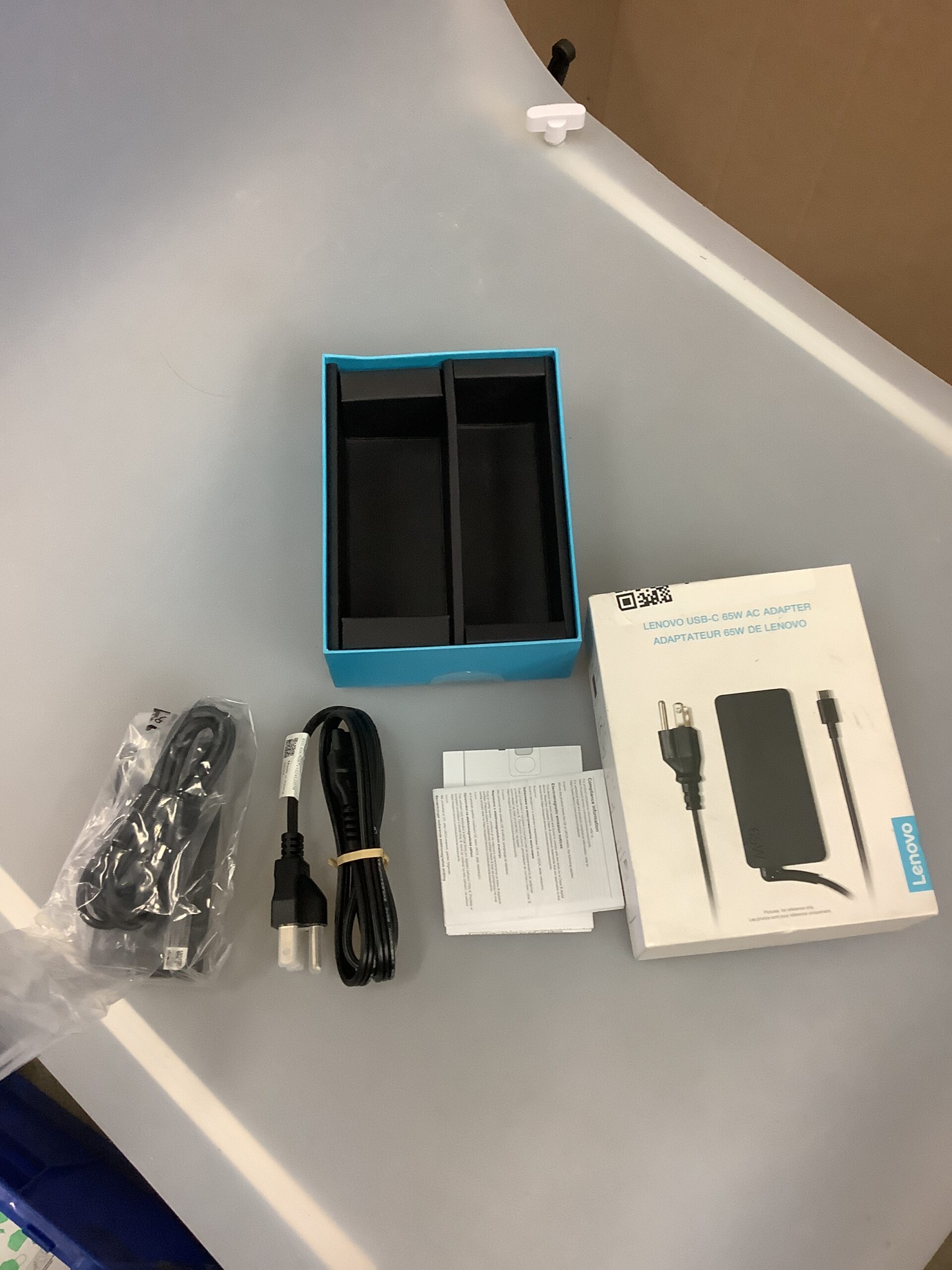 Lenovo usb-c ac adapter in compact design