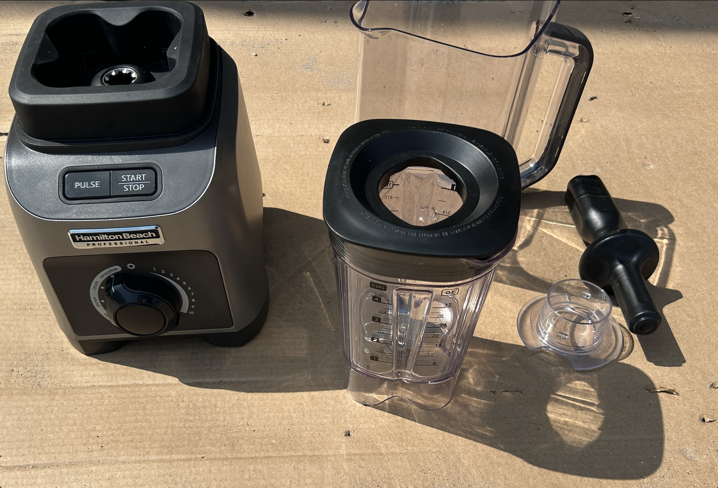 Hamilton Beach quiet shield blender in silver finish