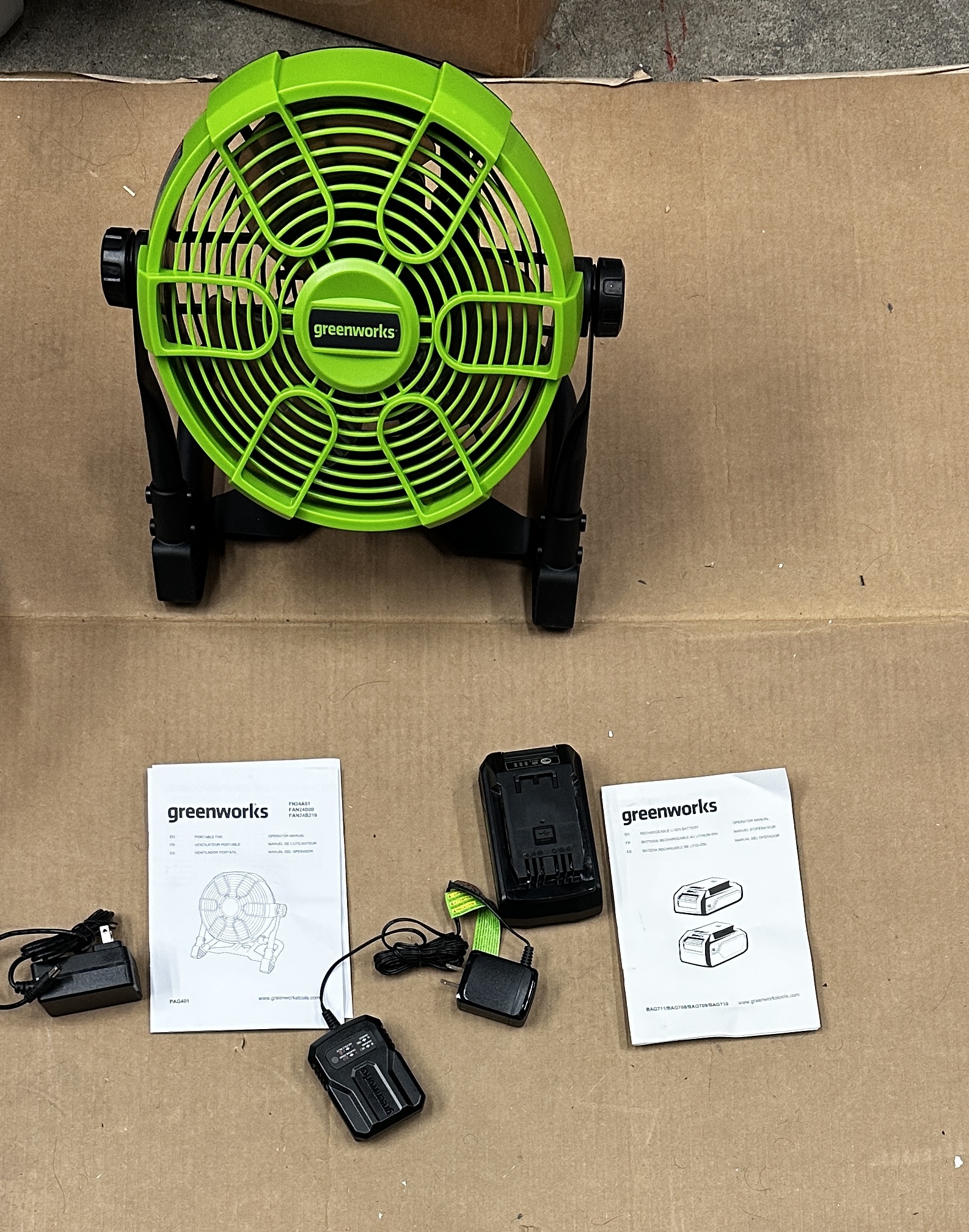 Greenworks 11 inch fan in compact portable design
