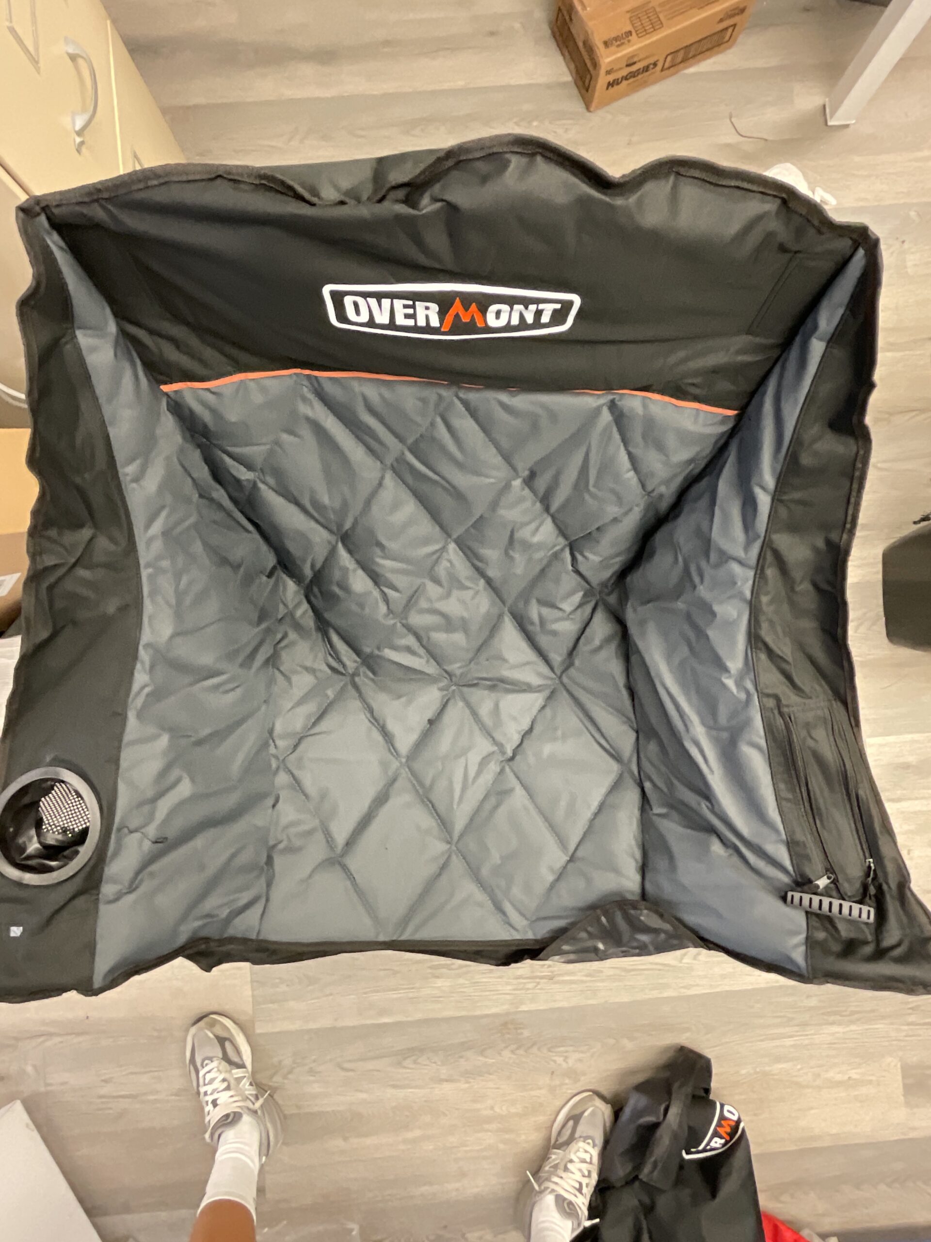 Overmont oversized folding camping chair in durable oxford fabric with cooler pocket