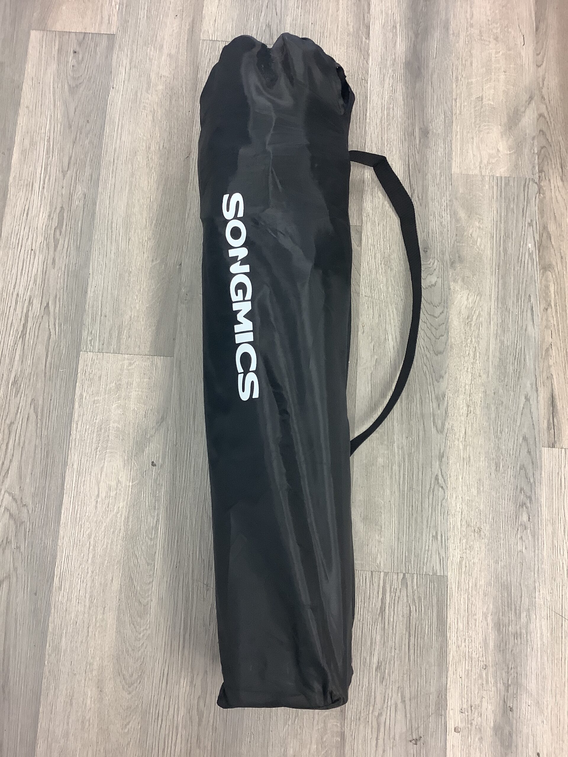 Songmics oversized lumbar support camping chair in harbor blue with padded seat