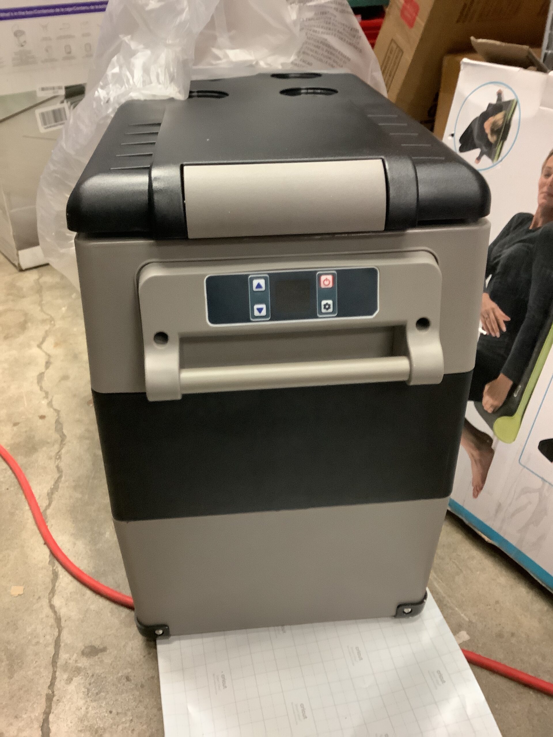 Euhomy 12 volt refrigerator in sleek portable cooler design